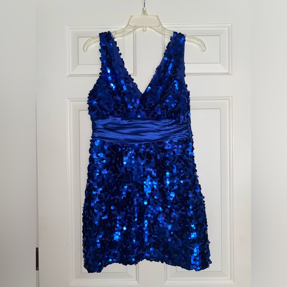 Sparkly/Sequin Blue Evening Dress - Picture 1 of 3
